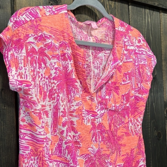 Lilly Pulitzer Linen Top S Cheeky Melon Rule Breakers Pocket Notch Split Neck - Picture 2 of 7